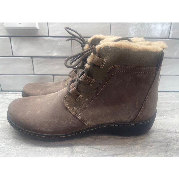 Clarks Collection Brown Leather Ankle Boots Side Zip Womens 8.5 M - Picture 1 of 8